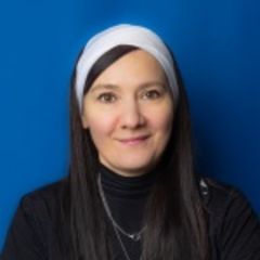 Яхиханова Лейла